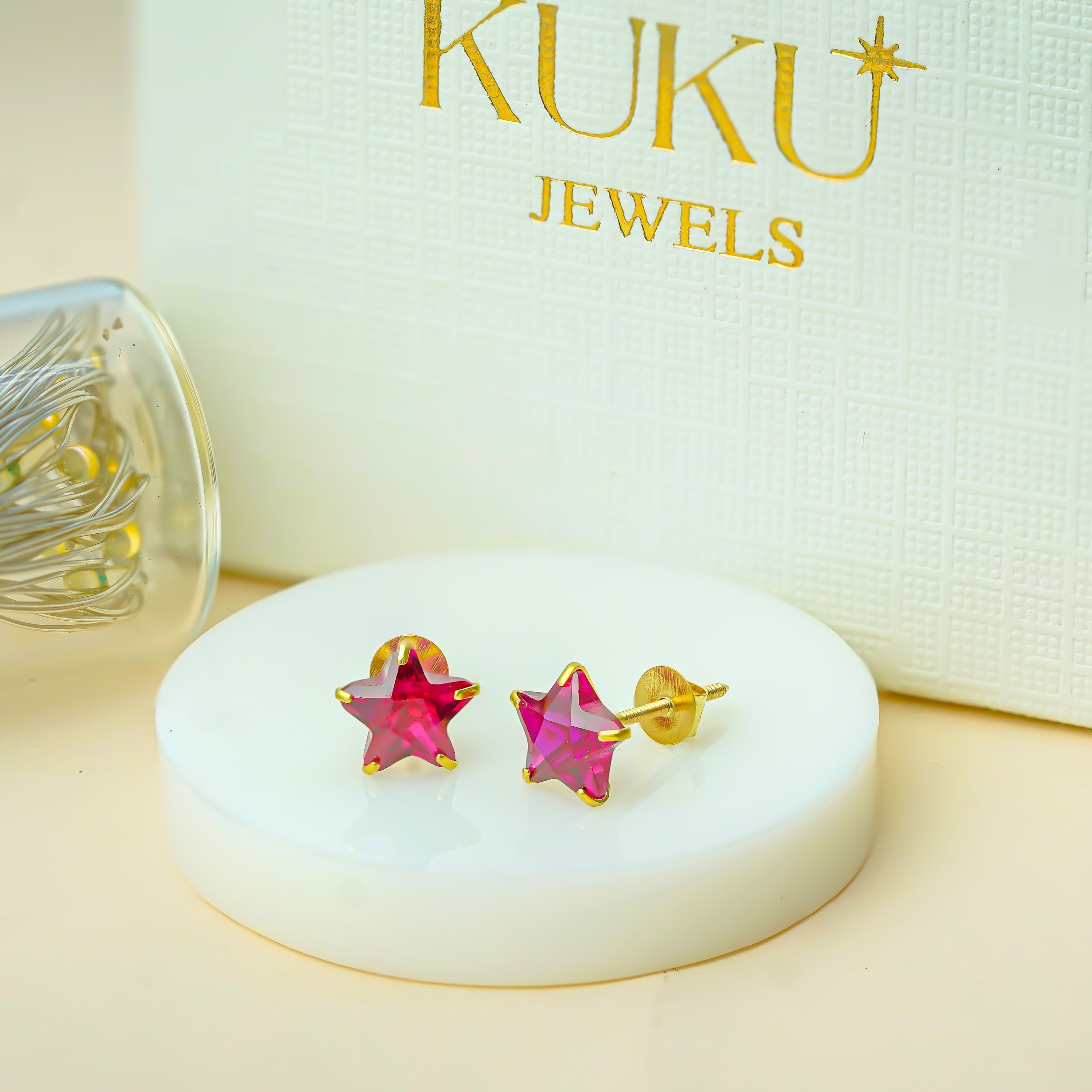 10 KT Gold Carmine Star Cut Diamond Stud Earrings