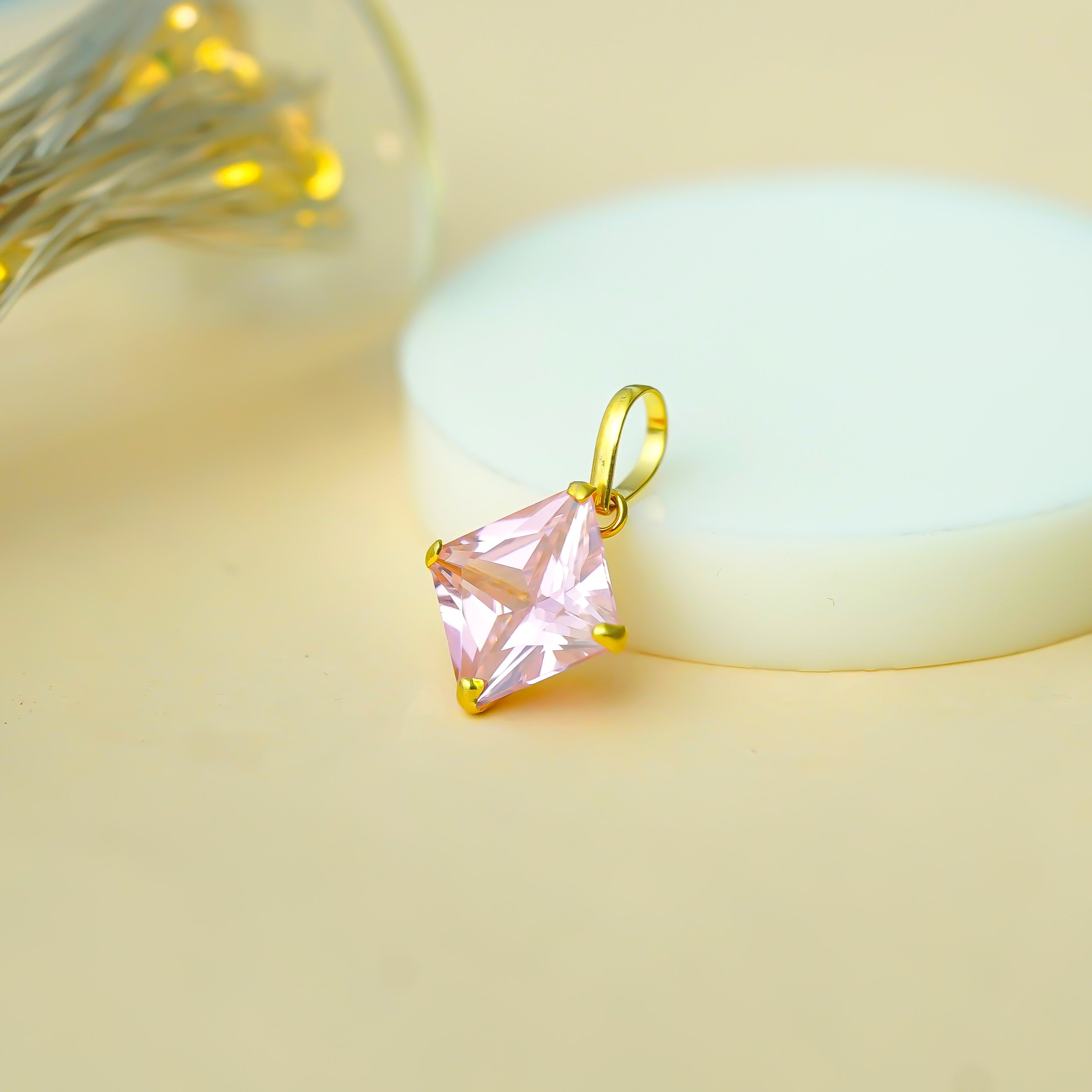 10 KT Gold Pink Princess Diamond Pendant & Earring Set
