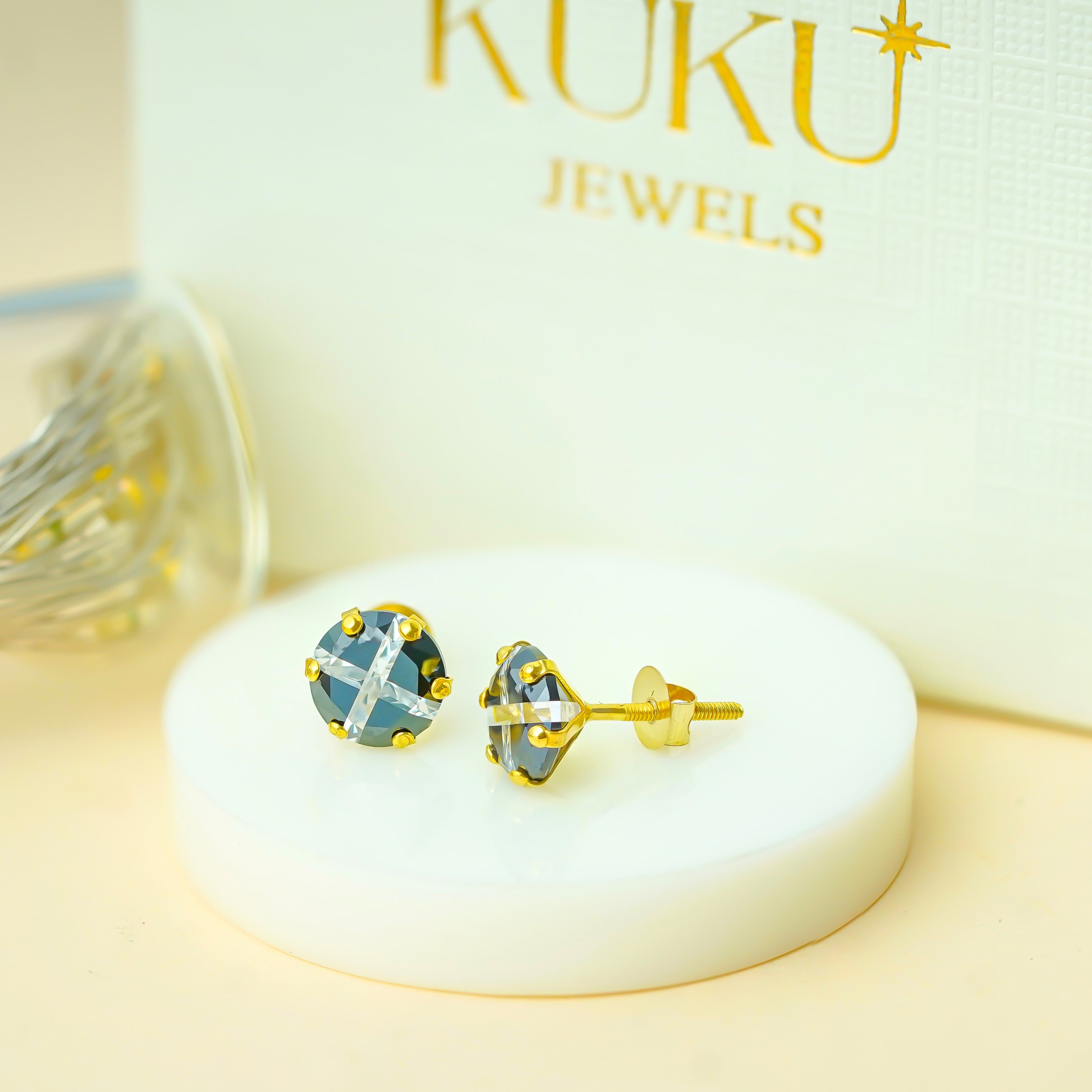 10 KT Gold Black New Round Cut Diamond Stud Earrings