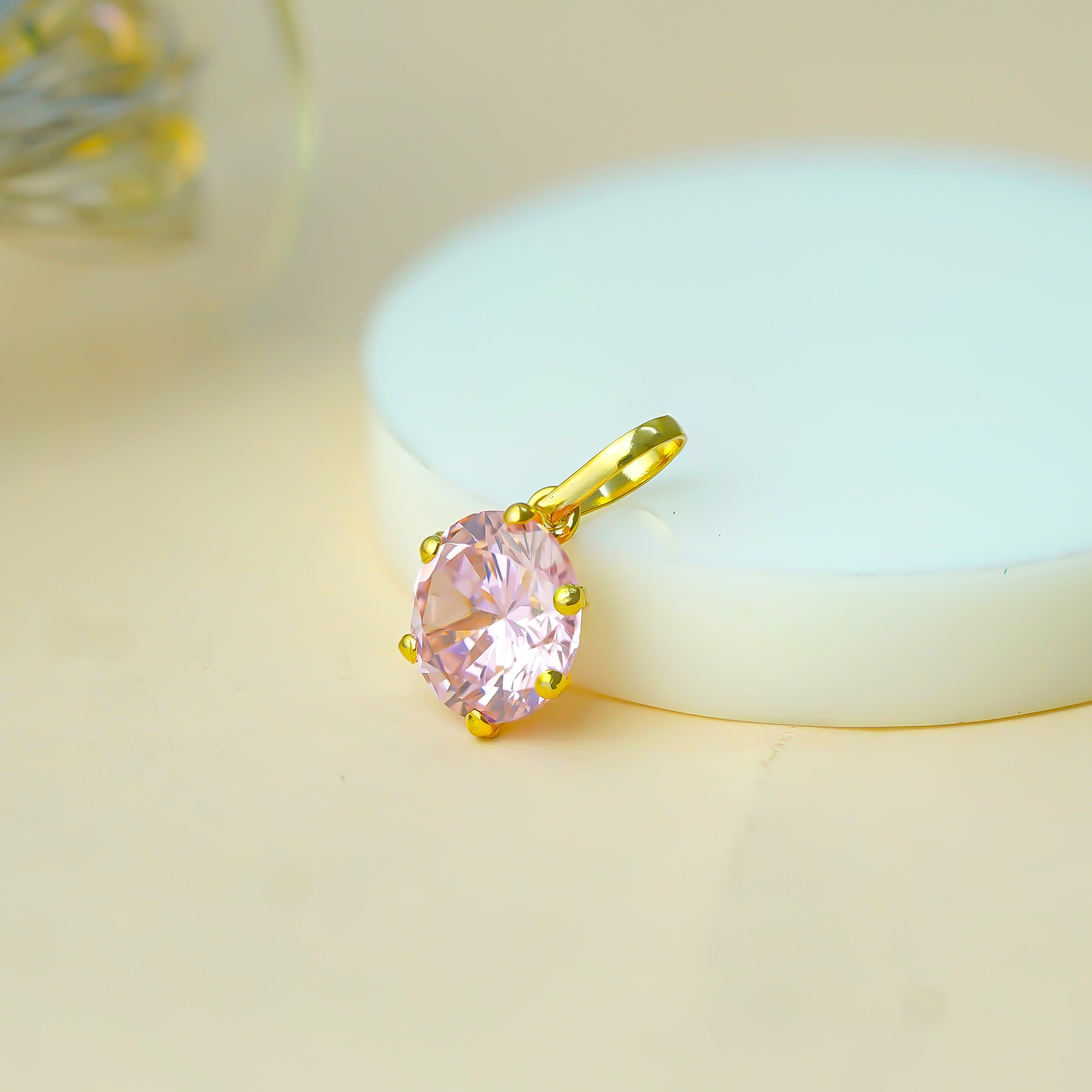 10 KT Gold Pink Round Diamond Pendant & Earring Set